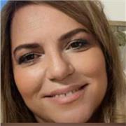 Maestra de ciencias sociales 
ESo
En santa cruz